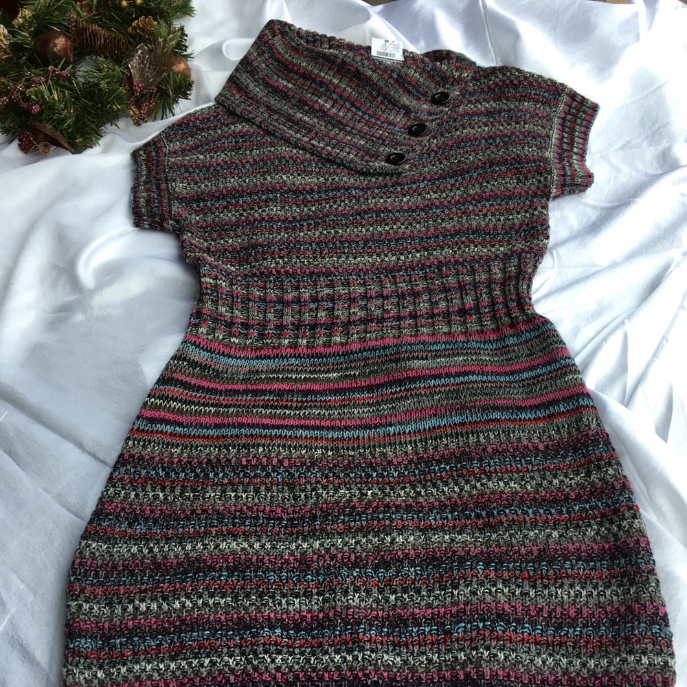 Rue 21 sweater dress with beautiful neck line.